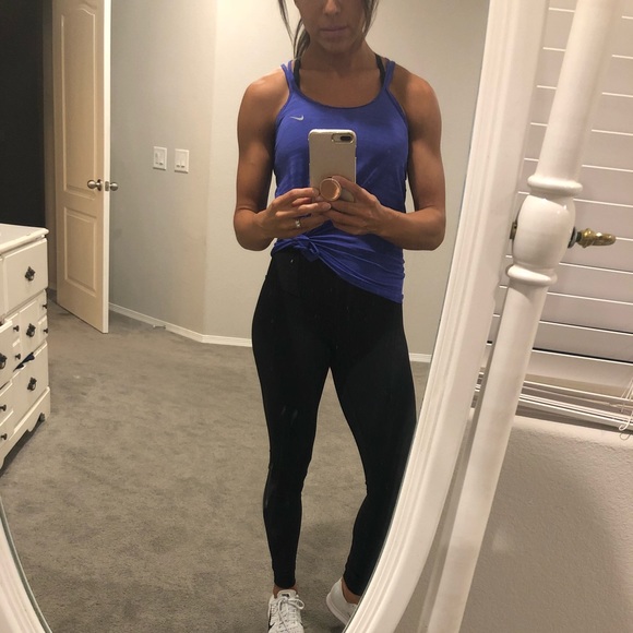 Nike tank top - Picture 2 of 5